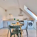 Mon Amour-chic-garage-fibre-rbnb
