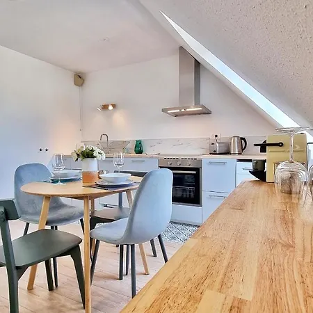 Apartamento Mon Amour-chic-garage-fibre-rbnb Colmar
