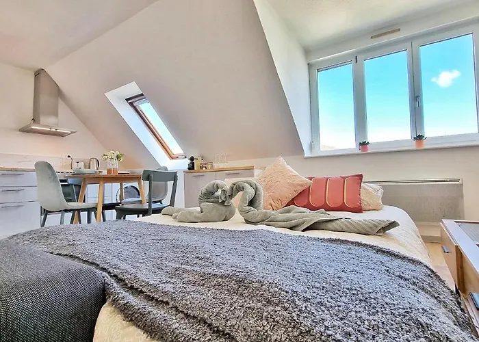 Mon Amour-chic-garage-fibre-rbnb Apartment *